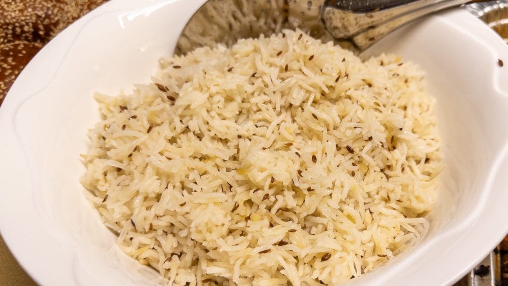 אורז ג'ירה: אורז ריחני עם זרעי כמון קלויים מהמטבח ההודי
